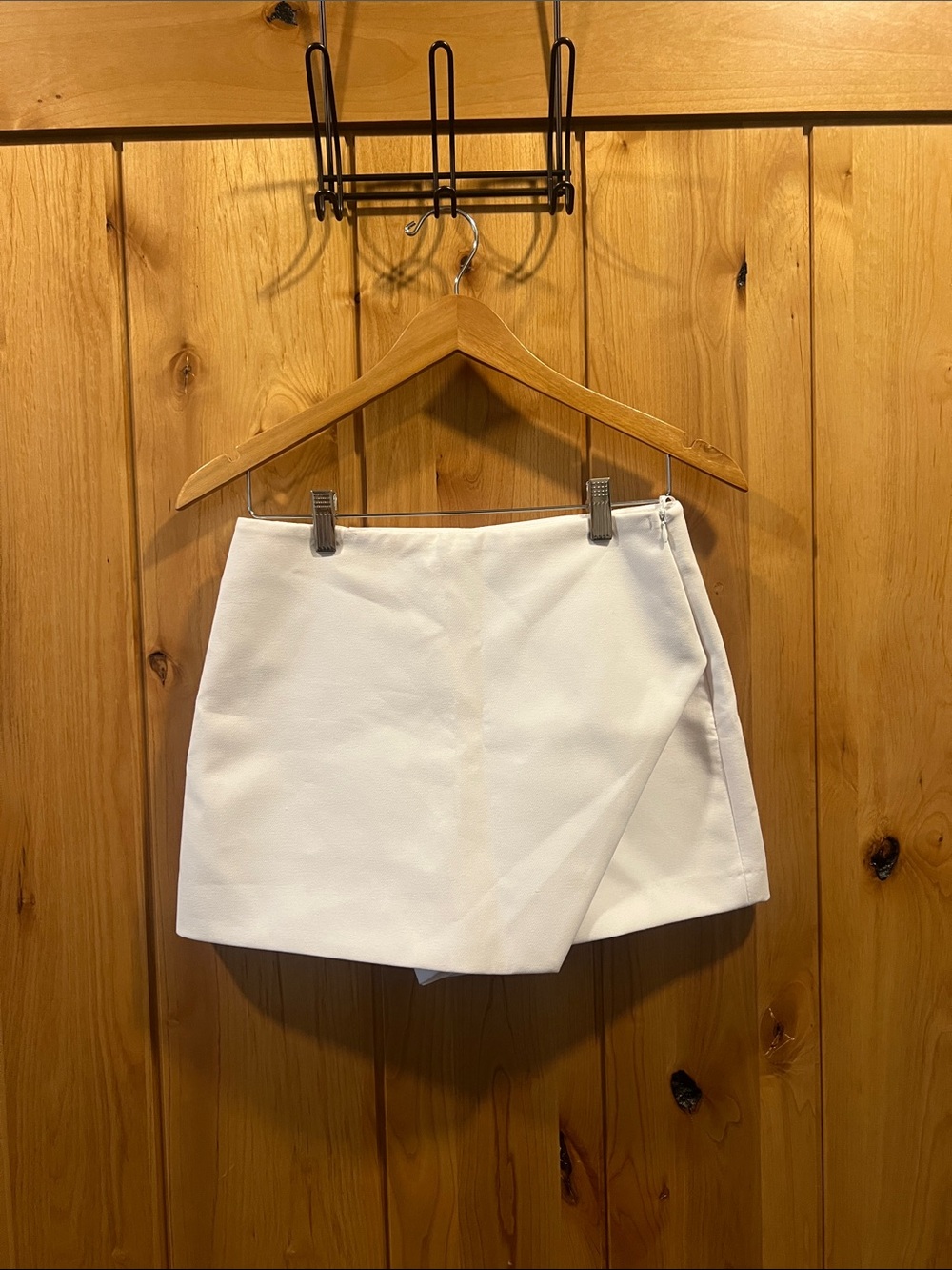 Zara White Wrap-Front Mini Skort - Women’s Medium